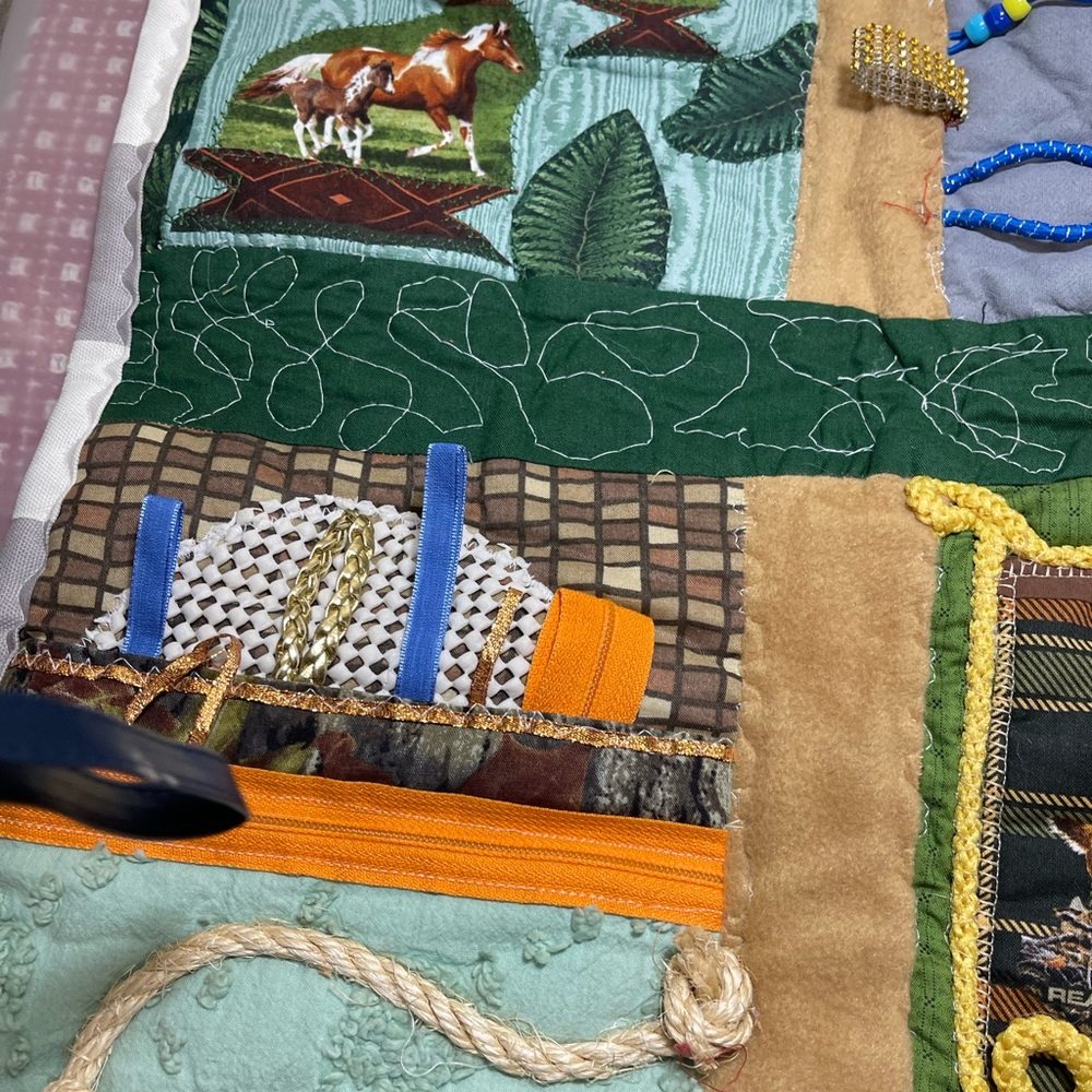 Loving the outdoors...fidget quilt - Picture 2 of 11